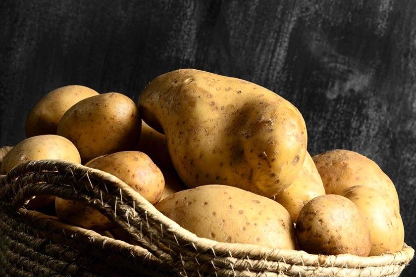 Close-up picture of potatoes in a basket which can be the best way to store potatoes