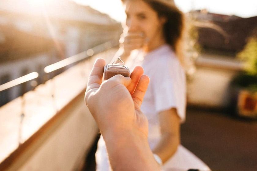 A man performs the best way to propose a girl